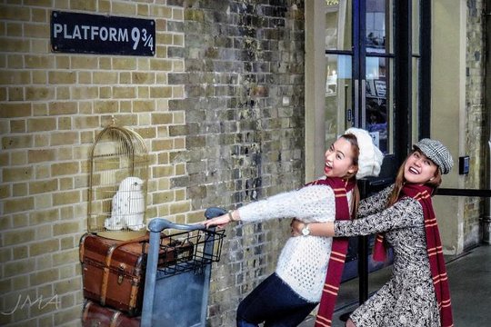 Harry Potter in London Private Tour  Private Tours and Travel Guide Europe London CITY London Destination Tour