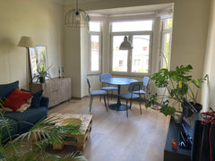 Ce logement familial est proche des commodités (restaurants, supermarchés, …) <b Jette, Belgium Jette: bel appartement 70 m2, facile d’accès Entire rental unit vacation rental 565831062577603125