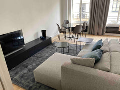 Lovely newly-built one bedroom apartment in the heart of Ghent. Located in one o Laarne, Belgium Lovely one bedroom apartment in the heart of Ghent Entire rental unit vacation rental 53319198