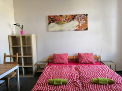 Enjoy staying in historical building in old center of prague; old town squire,Ch Prague, Czechia 3 Min walk to old town square A Private room in rental unit vacation rental 33961632