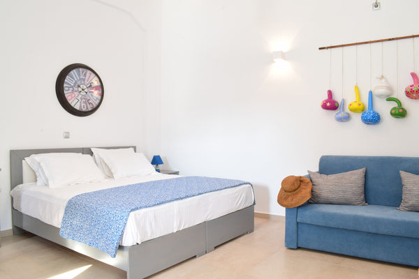 Τα Τerra Paros Apartments βρίσκονται στο κέντρο της Νάουσας, στο γραφικότερο λιμ Greece Terra Paros Apartments Entire rental unit vacation rental 24060867