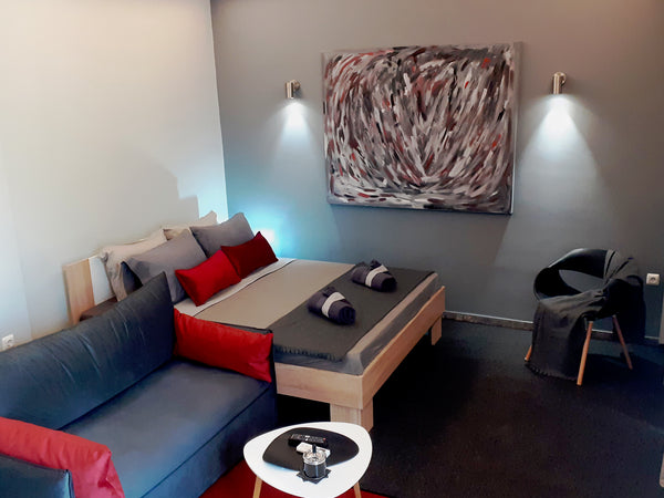 Our minimal suite is 40sq.m, fully equipped and newly renovated one bedroom. Ope Athens, Greece POSEIDON AKROPOLIS 12 GODS Minimal Suite Entire rental unit vacation rental 50579791