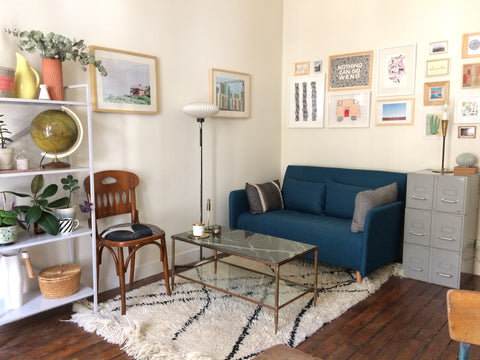 A sweet 32 sqm apartment decorated in a personal mix of vintage & new with woode Paris, France Charming & cosy 2 room apartment Entire rental unit vacation rental 19444880