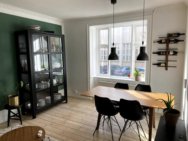 Charmerende københavnerlejlighed på Frederiksberg med gåafstand til gode indkøbs Frederiksberg, Denmark Hyggelig lejlighed i hjertet af Frederiksberg Entire condo vacation rental 601215538860474062