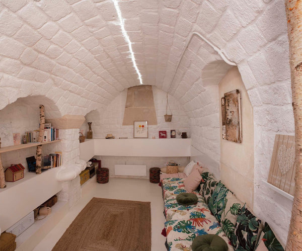Vous allez dormir dans un lieu atypique à deux pas du moulin rouge, une galerie  Deuil-la-Barre, France Trapelune, dormir dans une galerie d art.. Entire loft vacation rental 30169775