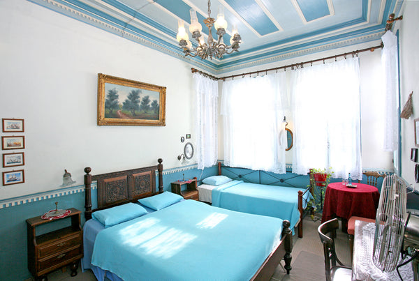 Fantastic-comfortable traditional room in the Old Town, Chania, Crete for 3<br / Kriti, Greece Fantastic room NR 1,OLD TOWN-HABOUR Room in hotel vacation rental 2018090