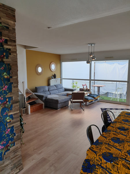 Situé sur la rive droite à 100m des quais, ce logement calme vous permet d'être  Bordeaux, France Entre Darwin et le jardin botanique Entire home vacation rental 52868318