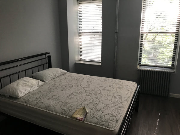 Newly renovated apartment with easy access to midtown and downtown via the 2/3/C New York, NY Rental unit in New York · 1 bedroom · 1 bed · 1 shared bath Private room in rental unit vacation rental 21386117