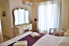 A sunny  spacious apartment  very close to the city center. It has excellent tra East Attica, Greece Sunny and spacious apartment in great location Entire rental unit vacation rental 25932709