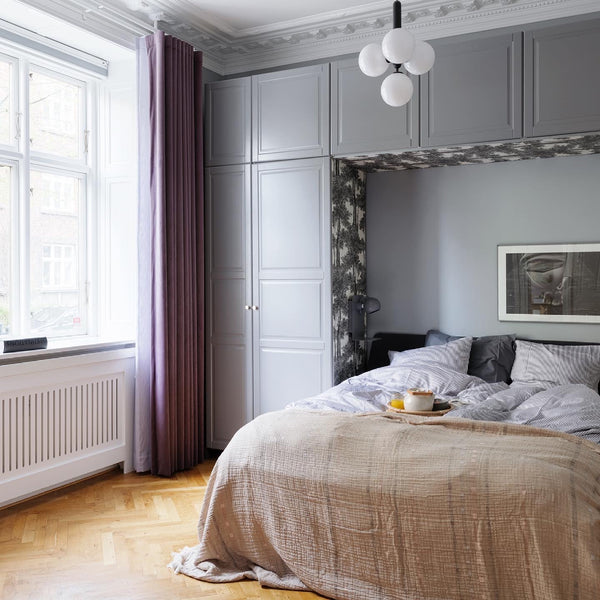 Smuk klassisk Frederiksberg lejlighed i København. Masser af plads, højt til lof Frederiksberg, Denmark Charmerende Herskabslejlighed centralt i København Entire rental unit vacation rental 35832651