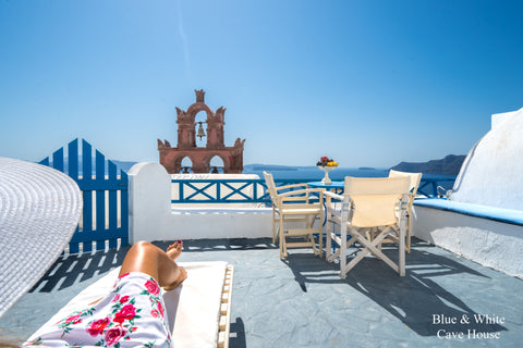 This white washed cave with unobstracted, magnificent Caldera, volcano, sunrise  Greece Blue & White Cave House, Caldera & volcano view! Cycladic home vacation rental 54001171