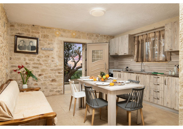 Poseidon Apartments offers accommodations in Kissamos, 9.7 km from Kissamos / Ka  Poseidon Apartments | Apartment 3 Entire rental unit vacation rental 49991942