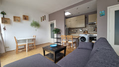 Situé à quelques minutes du cimetière d'Ixelles et de l'ULB. Proche des transpor  Très bel appartement avec terrasse Entire rental unit vacation rental 658383154036732334