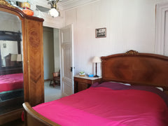 Chambre dans appartement ancien au coeur de Lyon. <br /><br />Situé face aux ber Lyon, France Centre Lyon - Chambre dans appartement ancien Private room in rental unit vacation rental 36424248