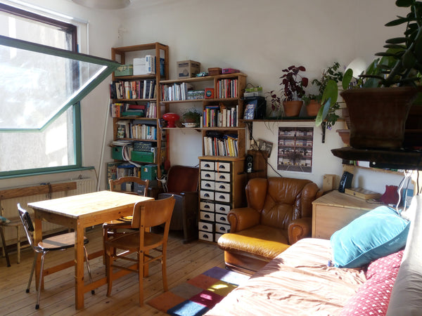 l'appartement est petit mais bien agencé : 2ch ( 2 lit doubles + 1 lit d'appoint Brussels, Belgium saint gilles : appart familial 2 ch 1-2-3 hôtes ! Entire rental unit vacation rental 40279317