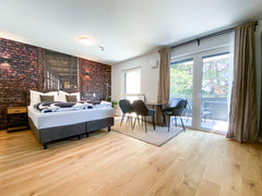 This apartment is located on the 1st floor and is air-conditioned. <br />You can Graz, Austria DAREBELL Apartment Calvigasse: Top 8 Entire rental unit vacation rental 684612125199203188
