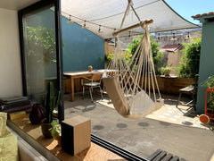 Bienvenue dans notre grand appartement familial, baigné de lumière, et bordé d'u Bordeaux, France Welcome to MazaHouse ! Entire rental unit vacation rental 52580207