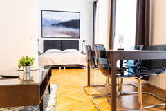 Bitte beachten Sie, dass wir mehrere ähnliche Apartments in einer Kategorie zusa Vienna, Austria CheckVIENNA - Lindengasse - 2Room Deluxe Entire rental unit vacation rental 588865793408996280