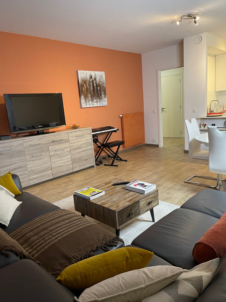 Comfy room with its private bathroom in a cozy appartement within 10mn by public Dakar, Senegal Private room in Evere Private room in rental unit vacation rental 559187370752189631