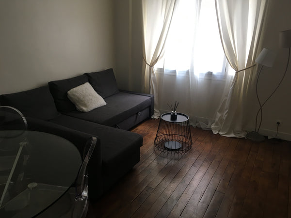 À l'ouest parisien se trouve mon logement de ~47 m2.<br />Situé à côté de la Por Paris, France Charmant appartement à 10 min de la Tour Effeil Private room in rental unit vacation rental 20627470