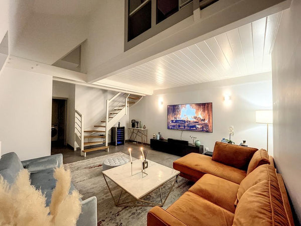 Bienvenue dans le loft Célestins avec une capacité d'accueil de 4 voyageurs. Déc Lyon, France Hamac Suites - Le Célestins Entire rental unit vacation rental 771431848866454398