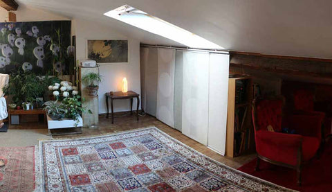 appartement mansardé avec cachet, pierres et poutres apparentes de 50m2 situé da  appartement 50m² dans le coeur des pentes Entire rental unit vacation rental 21962309