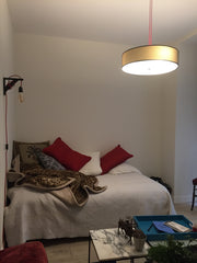 Studio en Rez-de-Chaussé sur grande cour, avec concierge et codes. Appartement u Rueil-Malmaison, France Beau studio lumineux et moderne Entire rental unit vacation rental 10884038