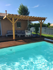 Le logement offre un espace de vie important avec un salon et cuisine de 45 m2,  Bry-sur-Marne, France Maison avec piscine proche Bordeaux et Bassin Entire home vacation rental 36202549