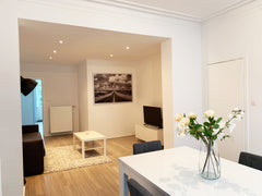Nice and comfy apartment located in the center of Brussels. <br />Can fit up to  Bogota, Colombia FASHION STREET - 4 GUESTS - CENTRAL & BRIGHT Entire rental unit vacation rental 662178542073502057
