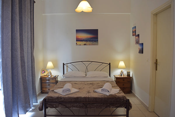 A cozy and quiet apartment, only 100m from the sea of Koum Kapi (swimming every  Chania, Greece Cozy apartment a breath away from beach & Old Town Entire rental unit vacation rental 34709911