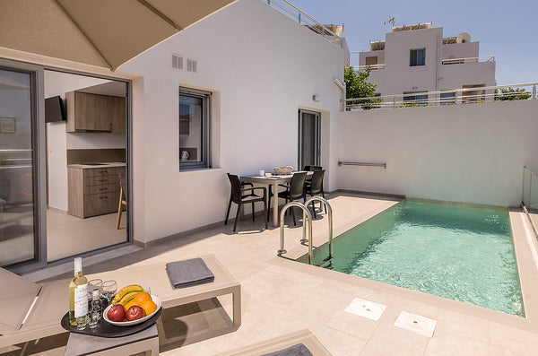 Sea View Apartment ground floor with private pool (4 persons)<br />The Sea View  Greece Sunset  SeaView Apartm. ground floor private pool Entire serviced apartment vacation rental 44270392