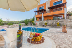 Sit-back and relax in this incredible Castle Villa. As the name suggests, this ' Heraklion, Greece Castle Shared Villa with shared swimming pool Entire villa vacation rental 609764844766898780
