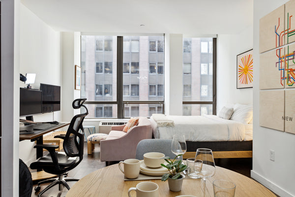 Welcome to turn-key living in Manhattan with this studio apartment by Anyplace.  San Francisco, CA Serviced apartment in New York · ★4.67 · Studio · 1 bed · 1 bath Entire serviced apartment vacation rental 53313409