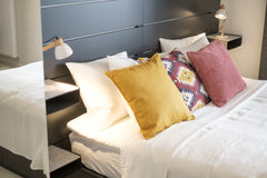 Mid-term rentals possible. Right in the heart of Brussels, a real love at first  Fosbury, United Kingdom The alternative to the hotel with a terrace. Entire condo vacation rental 38153192