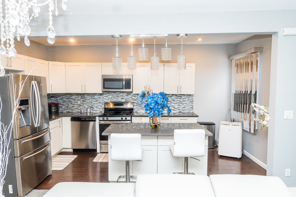 Whether you’re here for business or pleasure, our Elegant Oasis near JFK Airport  Home in Queens · 3 bedrooms · 3 beds · 1 bath Entire home vacation rental 971248186527312092