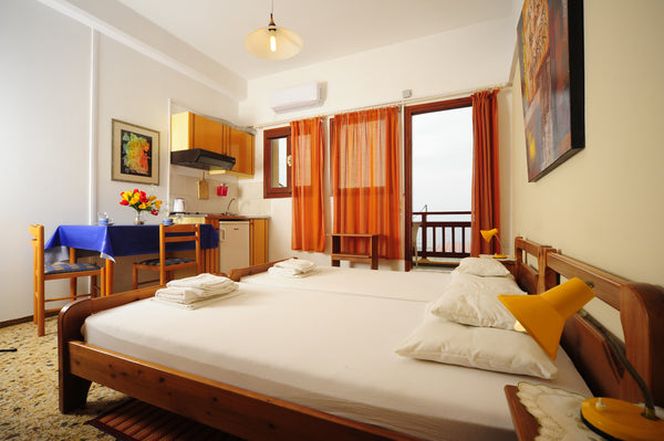 We offer an inside view of the old town of Rethymno ! Our place is located on th Rethimnon, Greece RETHYMNO APARTMENT No4 Private room in condo vacation rental 29089974