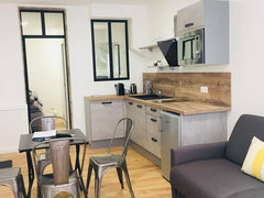 Appartement renouvelé récemment. Complètement équipé, aun calme dans le coeur du Paris, France Lyon : Au Coeur du Vieux Lyon (centre ville) Entire rental unit vacation rental 53214463