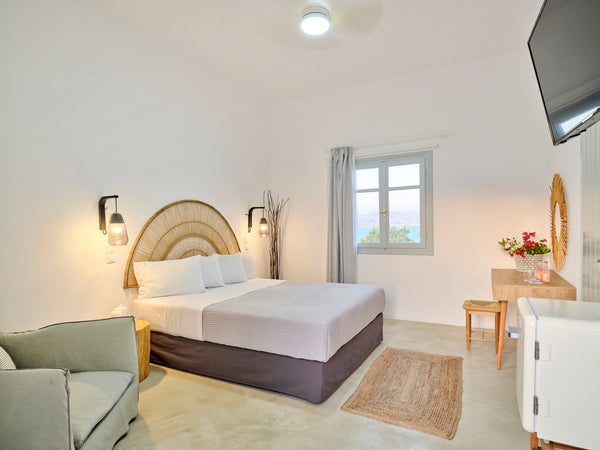 Space is ideal for couples<br /><br /><b>The space</b><br />Ellinika – Triple Ro Greece Bonatsa Beach House- Double Room -Elinika Entire home vacation rental 13385456