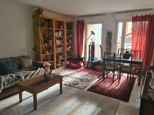 Idéal fête des lumières<br /><br />A 5 minutes du centre-ville (Métro A à 2minut Lyon, France Chambre dans logement 75m2 idéalement situé Private room in rental unit vacation rental 52702141