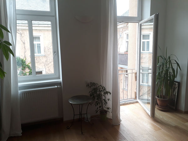This recently renovated apartment is perfect for two people wanting to enjoy the Vienna, Austria Cosy apartment, close to down town Entire rental unit vacation rental 25808681