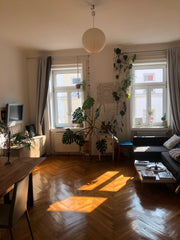  Vienna, Austria Helle 2 Zimmer Altbauwohnung, Loggia, im Zentrum Entire rental unit vacation rental 549656269003632885