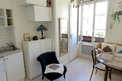 Nice and bright, a cosy 2 rooms flat, close to the famous Canal St Martin. Many  Paris, France Cosy flat near the Canal St Martin Entire rental unit vacation rental 6430352