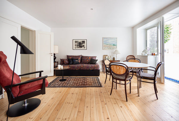 Centrally located two room apartment with a private garden terrace. <br /> - Jus Copenhagen, Denmark Central beautiful 1 bedroom apartment with terrace Entire rental unit vacation rental 35325983