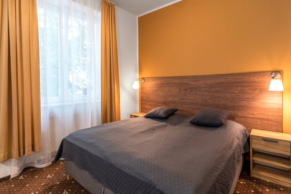 Hotel Museum se nachází v centru Prahy, 50 metrů od Národního muzea. Nabízí klim  Čtyřlůžkový pokoj s rozkládací pohovkou do zahrady Room in hotel vacation rental 649255758368730952