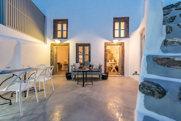 Traditional cycladic house at the top of Pyrgos's medieval village, recently ren Angers, France Santorini Amelisa traditional house, 6p, sea view Cycladic home vacation rental 36650284