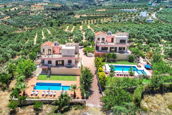 UNIQUE NATURAL SCENERY...<br /><br />A luxurious two-storey residential complex  Chania, Greece Complex of Two Lux Villas in the countryside Entire villa vacation rental 504056258083808001