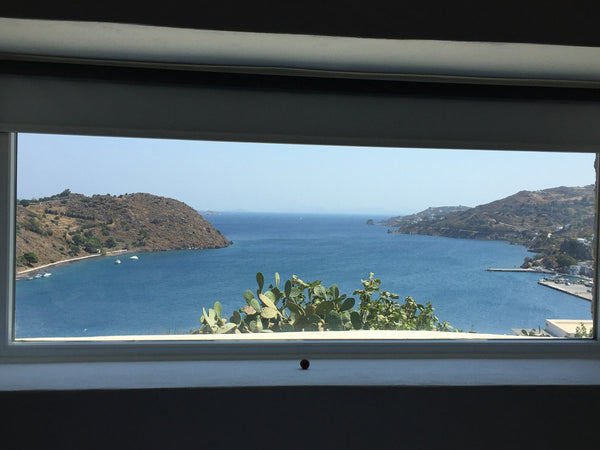 Unique studio, la rotonde, with breathtaking 360° view<br />Studio 2: modern, 30 Greece Buena vista studio 2, top of the hill, 2 guests Earthen home vacation rental 10470010