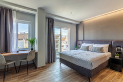 Enjoy a stylish experience at this centrally-located place.<br /><br /><b>Licens Glyfada, Greece Raise Kornarou City Stay 32 Entire rental unit vacation rental 619554826389357914