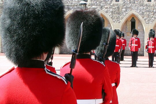 London Changing of the Guards Ceremony Private Walking Tour  Private Tours and Travel Guide Europe London CITY London Destination Tour