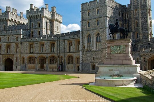 Private Guided Tour of Eton & Windsor Castle from London  Private Tours and Travel Guide Europe London CITY London Destination Tour